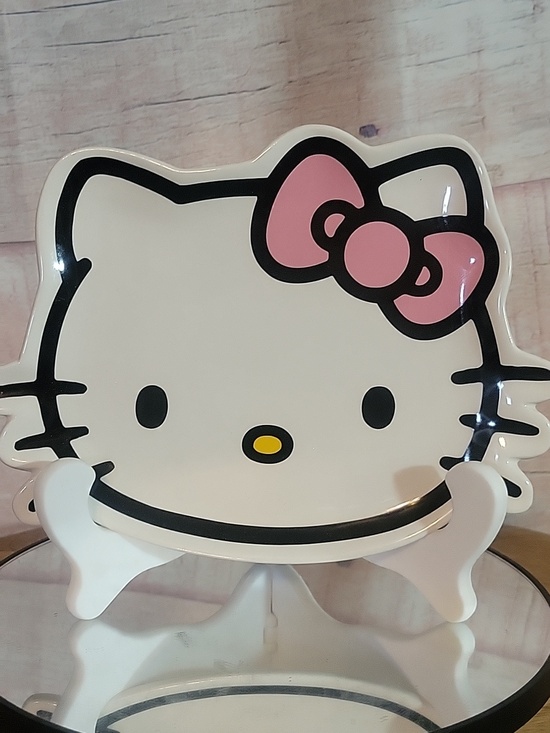 Other - Hello Kitty Pink Bow Ceramic Plate